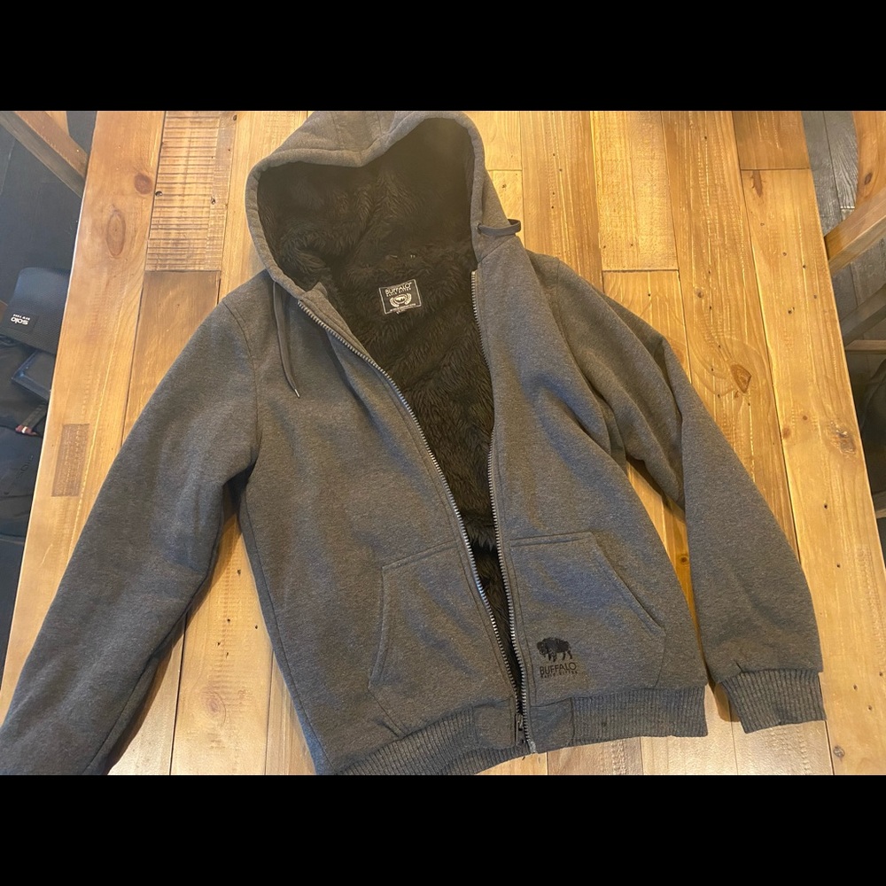 Buffalo Men’s Faux Fur-lined Sweatshirt! XL